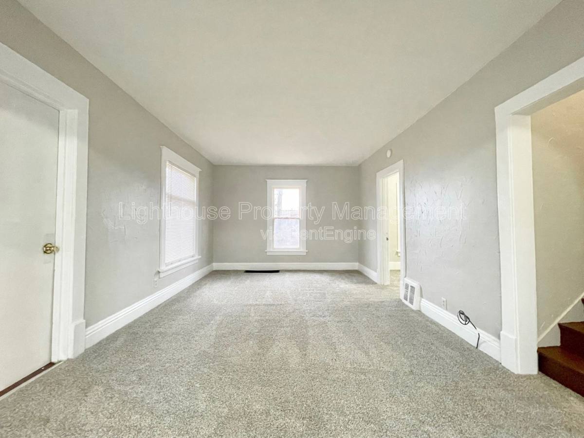 House for rent at 2816 Park St, Muskegon, MI 49444