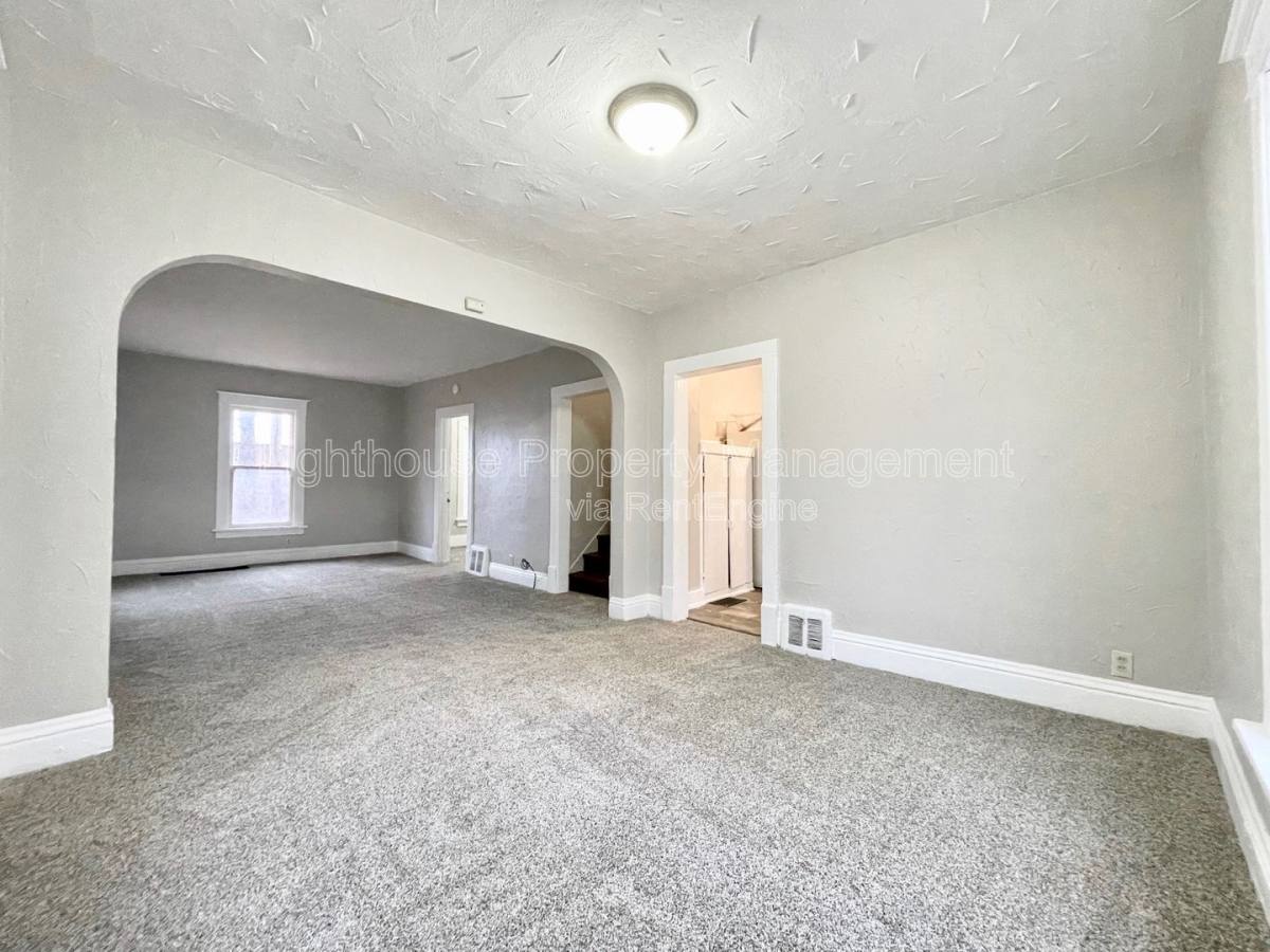 House for rent at 2816 Park St, Muskegon, MI 49444