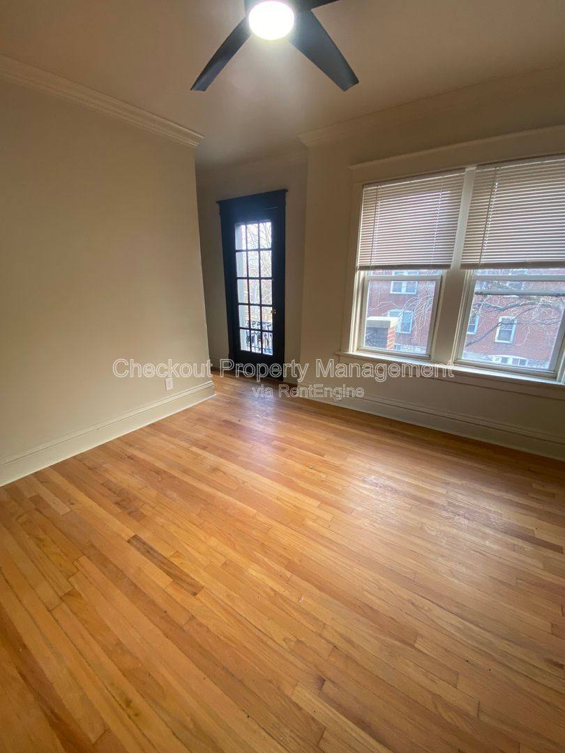 Apartment for rent at 2037 Maury Ave, Saint Louis, MO 63110