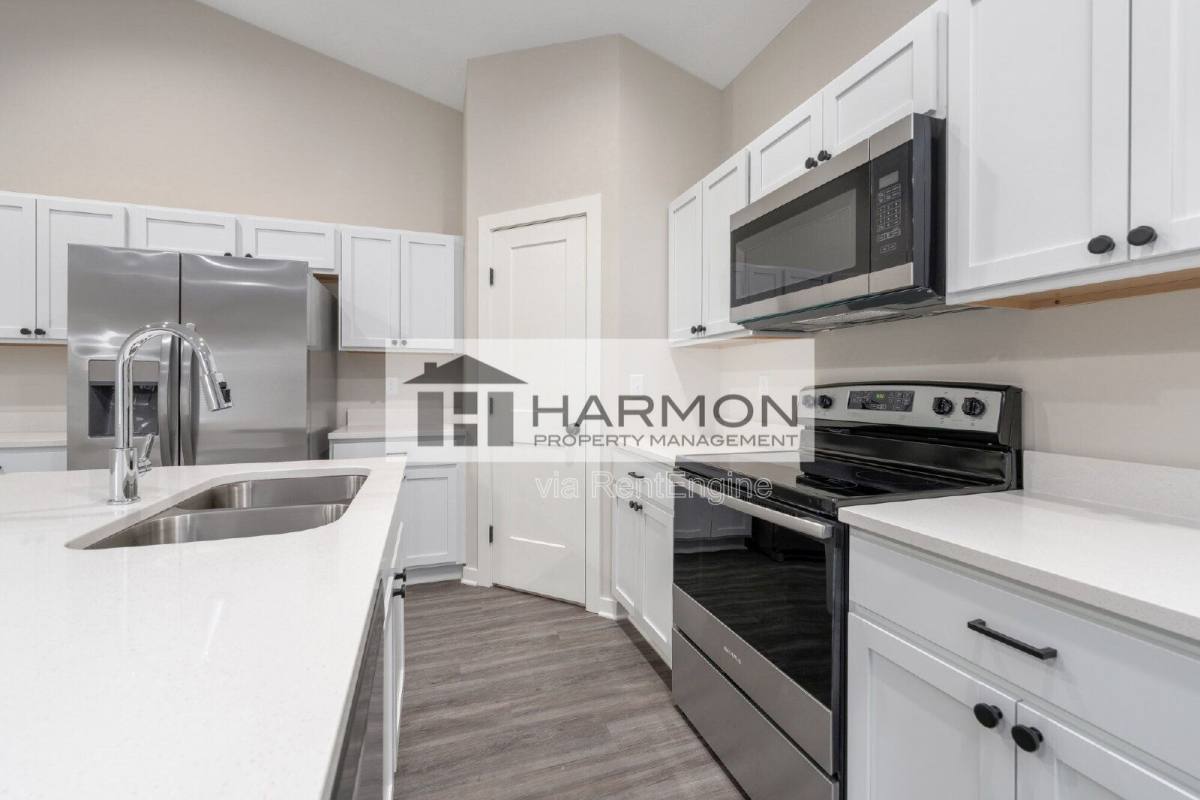 Apartment for rent at 3306 W 9th St N, Wichita, KS 67203