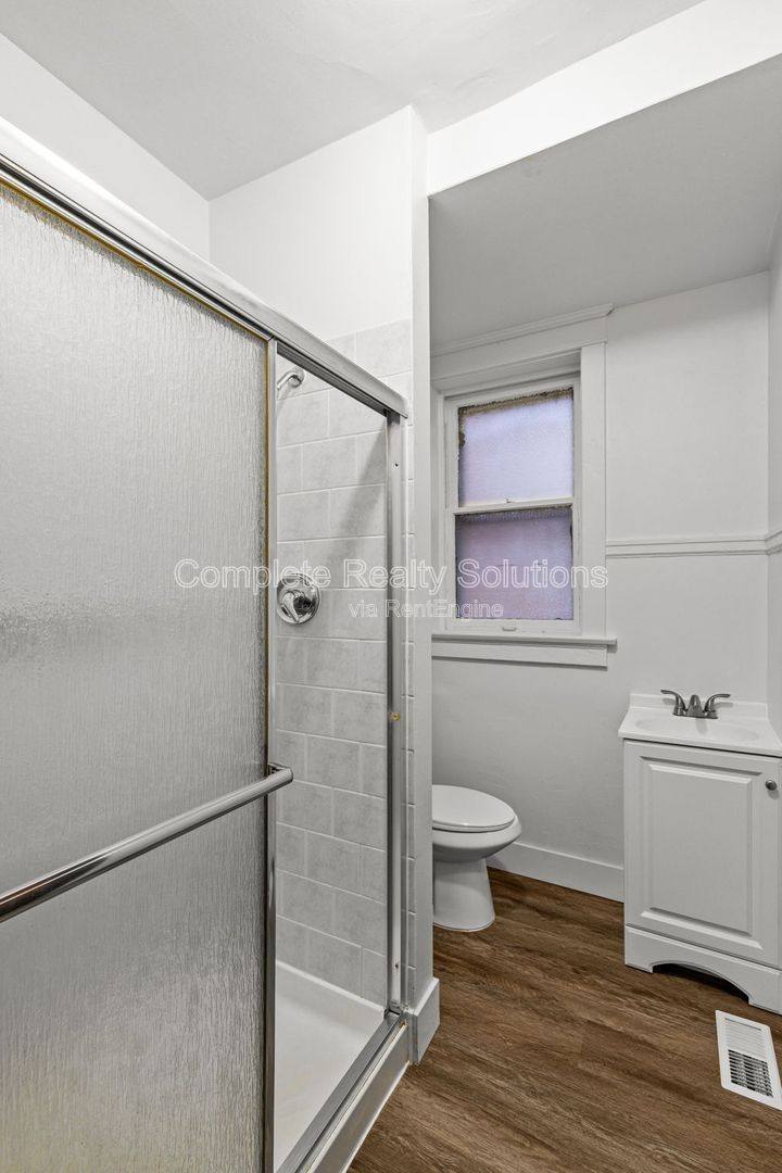 Apartment for rent at 510-512 Fassen St #512 1F, Saint Louis, MO 63111