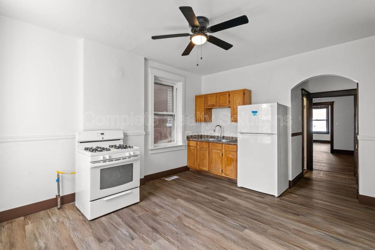 Apartment for rent at 510-512 Fassen St #512 1F, Saint Louis, MO 63111