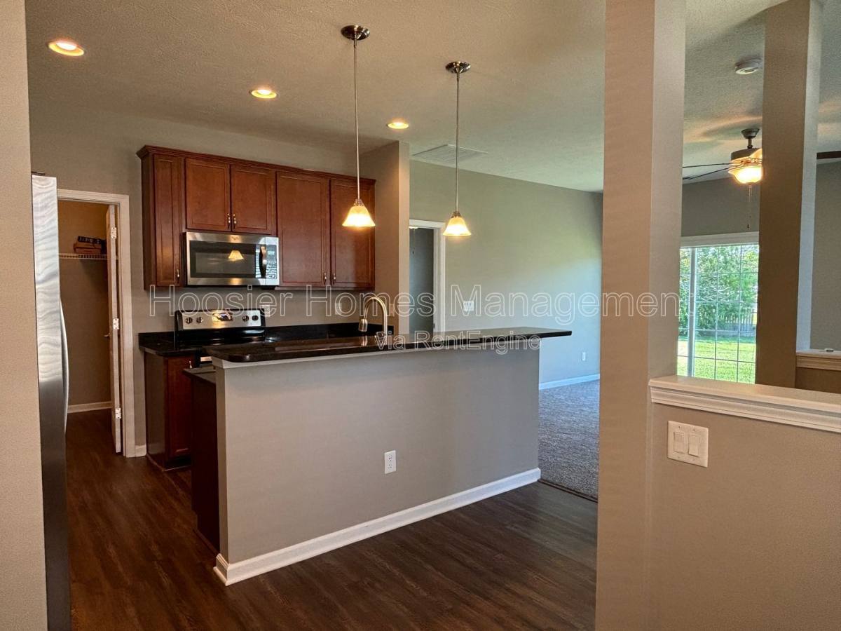 Condo for rent at 640 N Grant St, Brownsburg, IN 46112