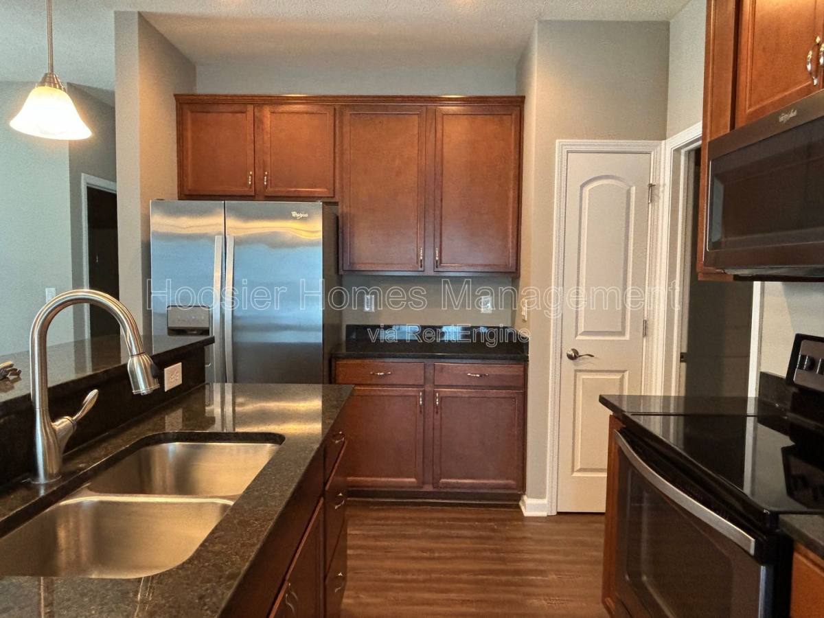 Condo for rent at 640 N Grant St, Brownsburg, IN 46112