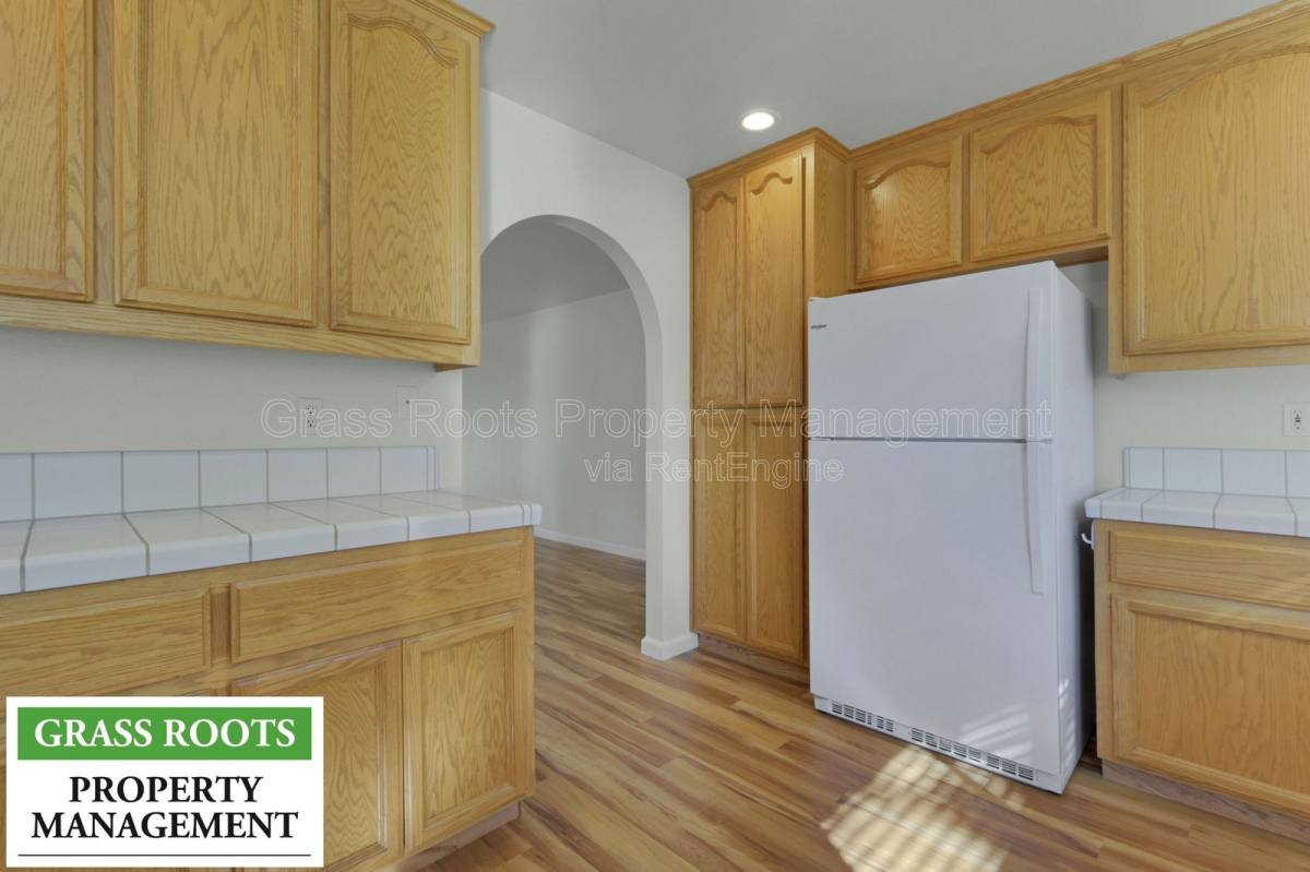 House for rent at 315 Vistamont Dr, Grass Valley, CA 95945