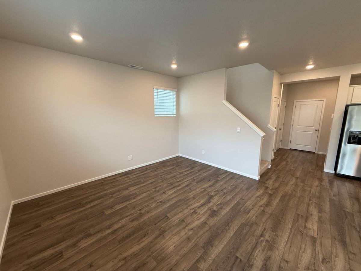 House for rent at 4833 Thyme Ave NE, Salem, OR 97301