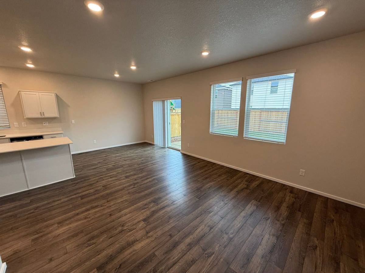 House for rent at 4833 Thyme Ave NE, Salem, OR 97301