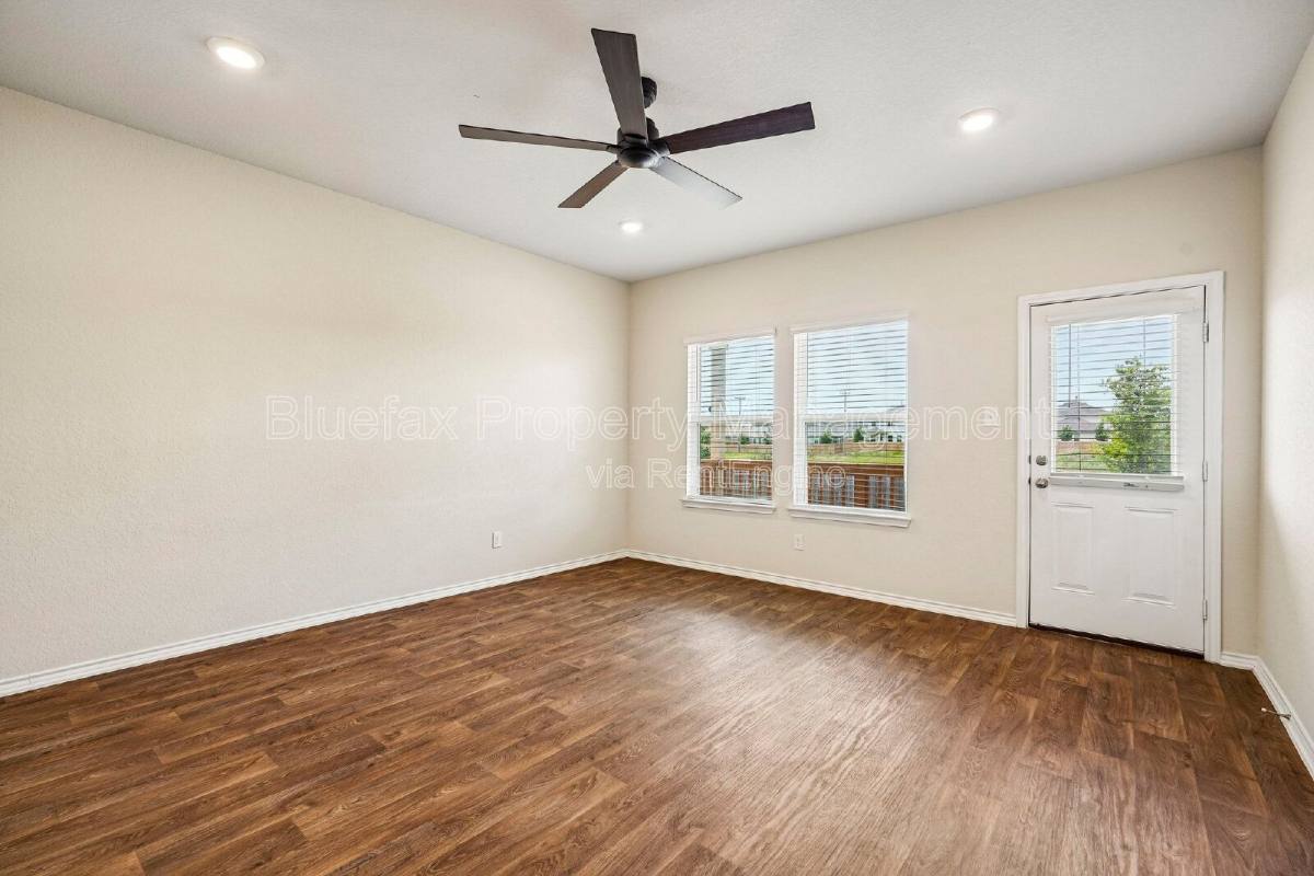 House for rent at 13802 Oolite Run, San Antonio, TX 78253