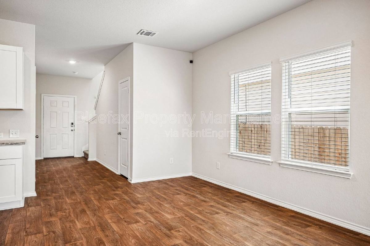 House for rent at 13802 Oolite Run, San Antonio, TX 78253