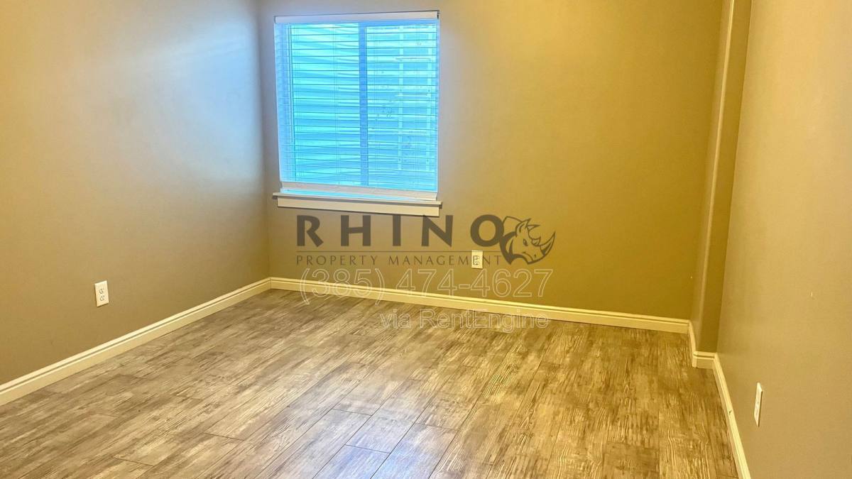 Townhouse for rent at 1385 Bridal Veil Dr, Riverton, UT 84065