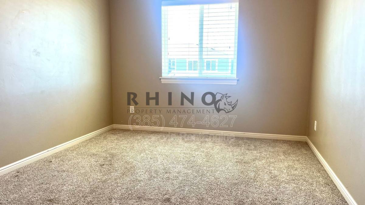 Townhouse for rent at 1385 Bridal Veil Dr, Riverton, UT 84065