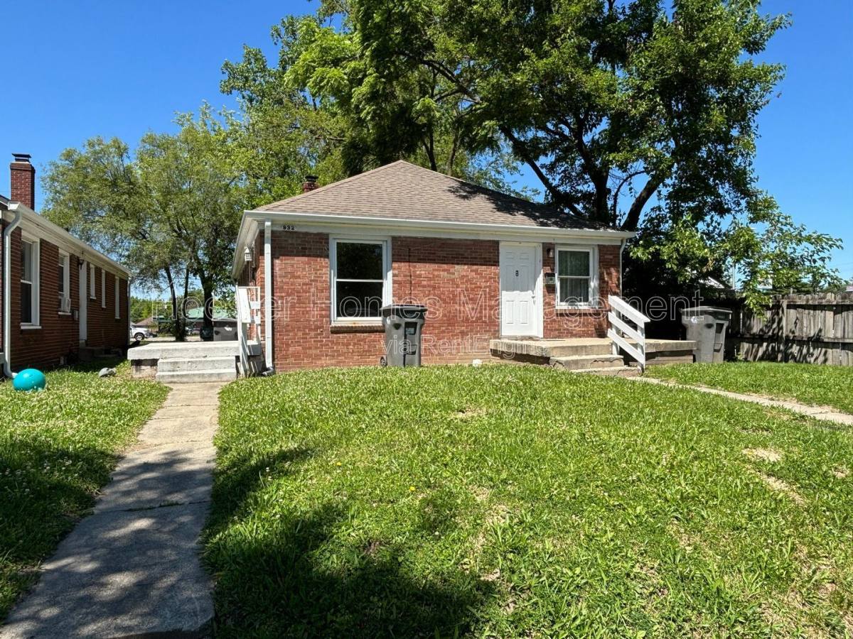 Apartment for rent at 932 N Leland Ave #932, Indianapolis, IN 46219