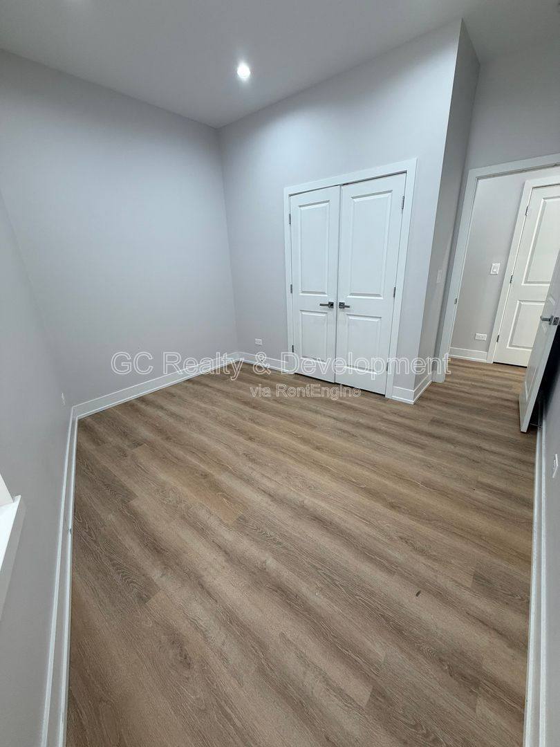 Condo for rent at 5071 N NW Highway 203, Chicago, IL 60630