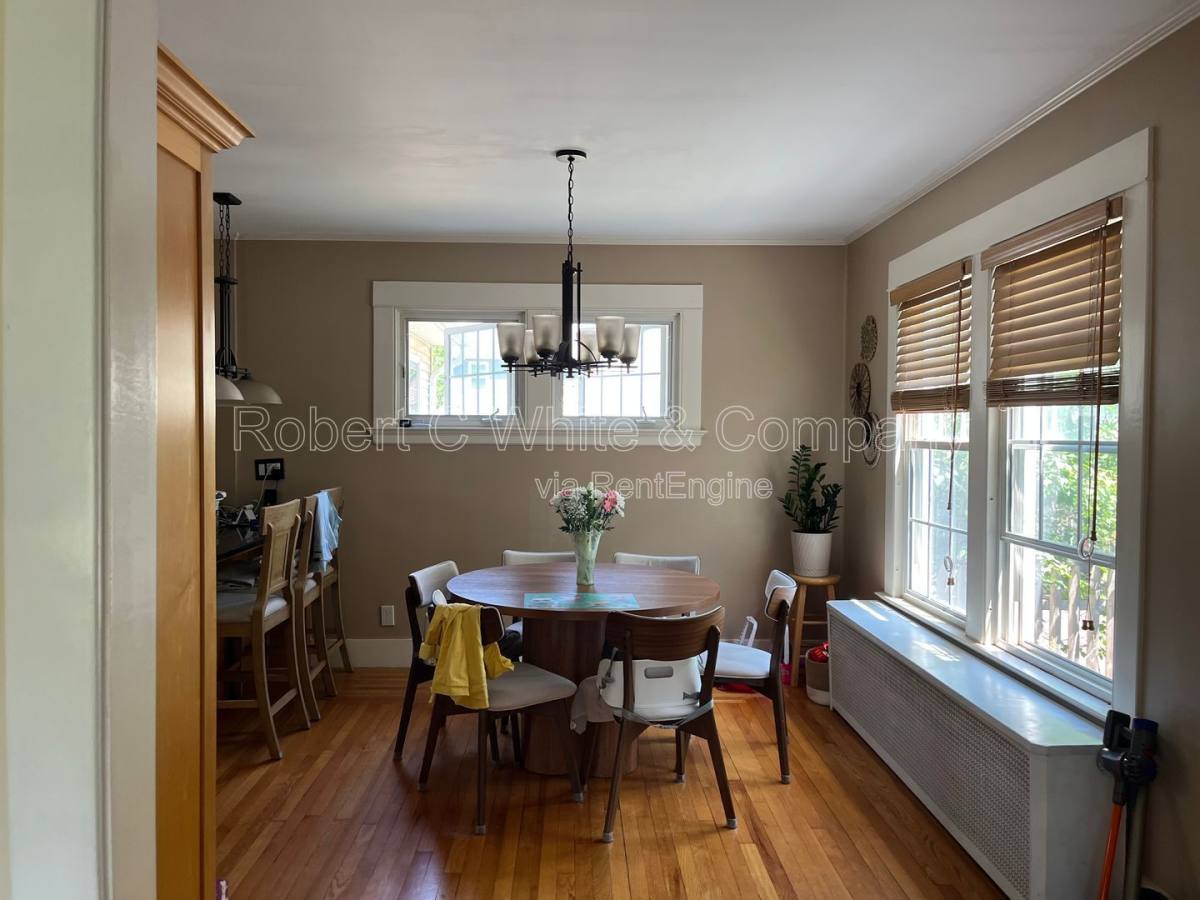 House for rent at 109 Ardmore St, Hamden, CT 06517