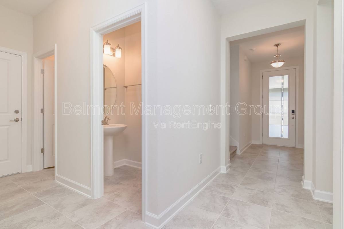 Apartment for rent at 12121 Satire St, Orlando, FL 32832