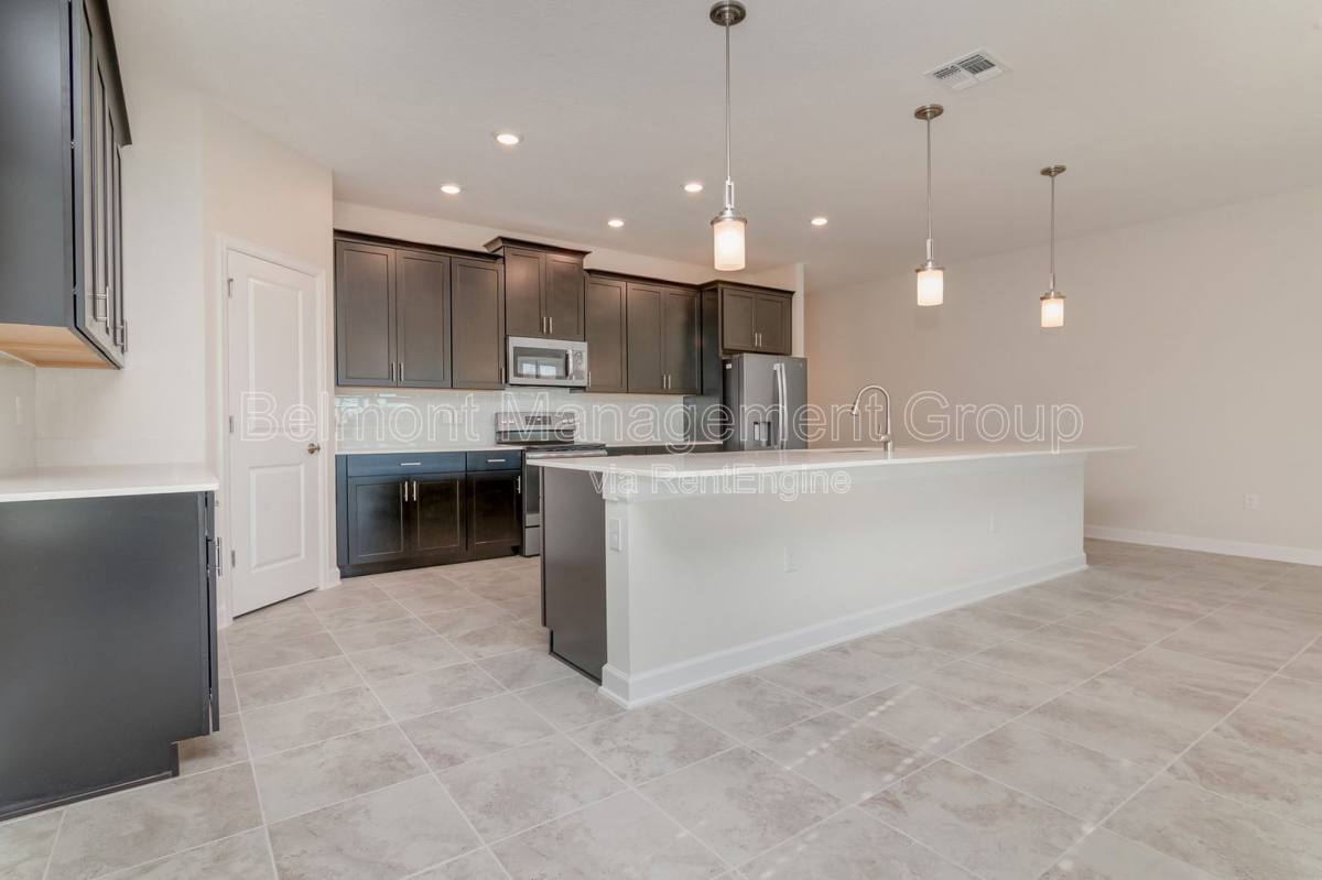 Apartment for rent at 12121 Satire St, Orlando, FL 32832