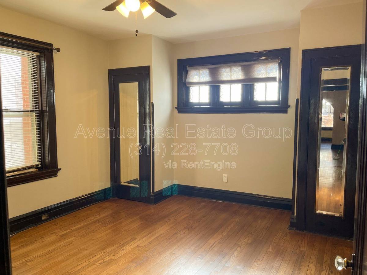 Apartment for rent at 6044 SW Ave, Saint Louis, MO 63139