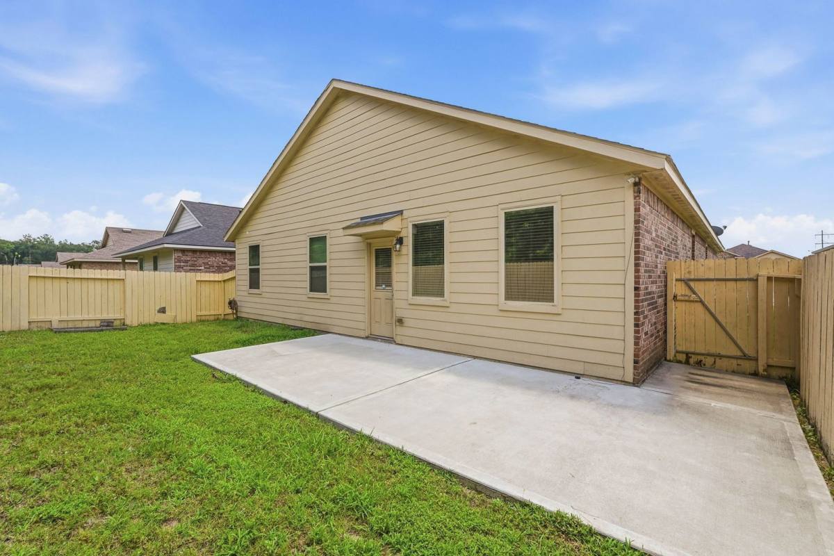 House for rent at 18025 Atwood Mill Dr, New Caney, TX 77357