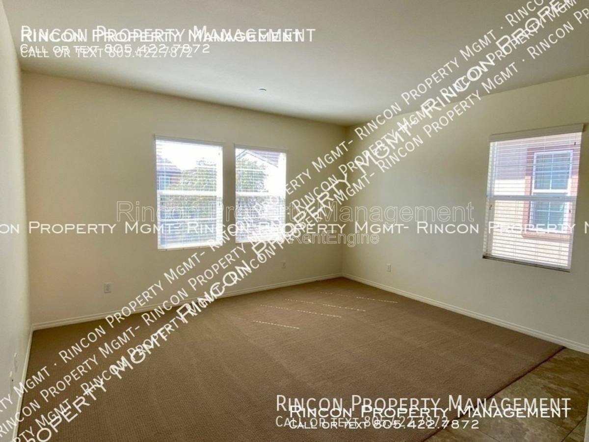 Apartment for rent at 672 Nile River Dr, Oxnard, CA 93036
