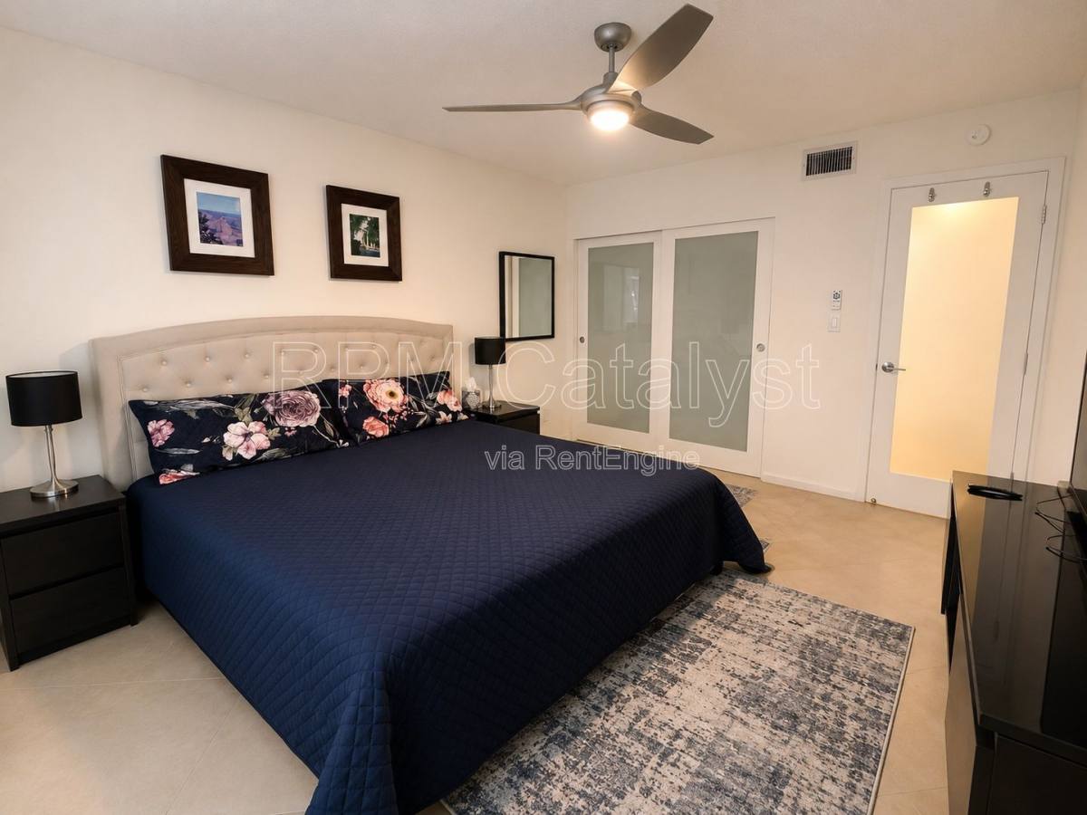 Condo for rent at 4780 Brittany Dr S #11, Saint Petersburg, FL 33715