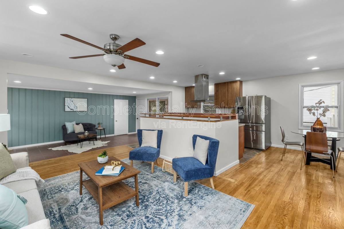 House for rent at 9551 Cantwell Dr, Saint Louis, MO 63123