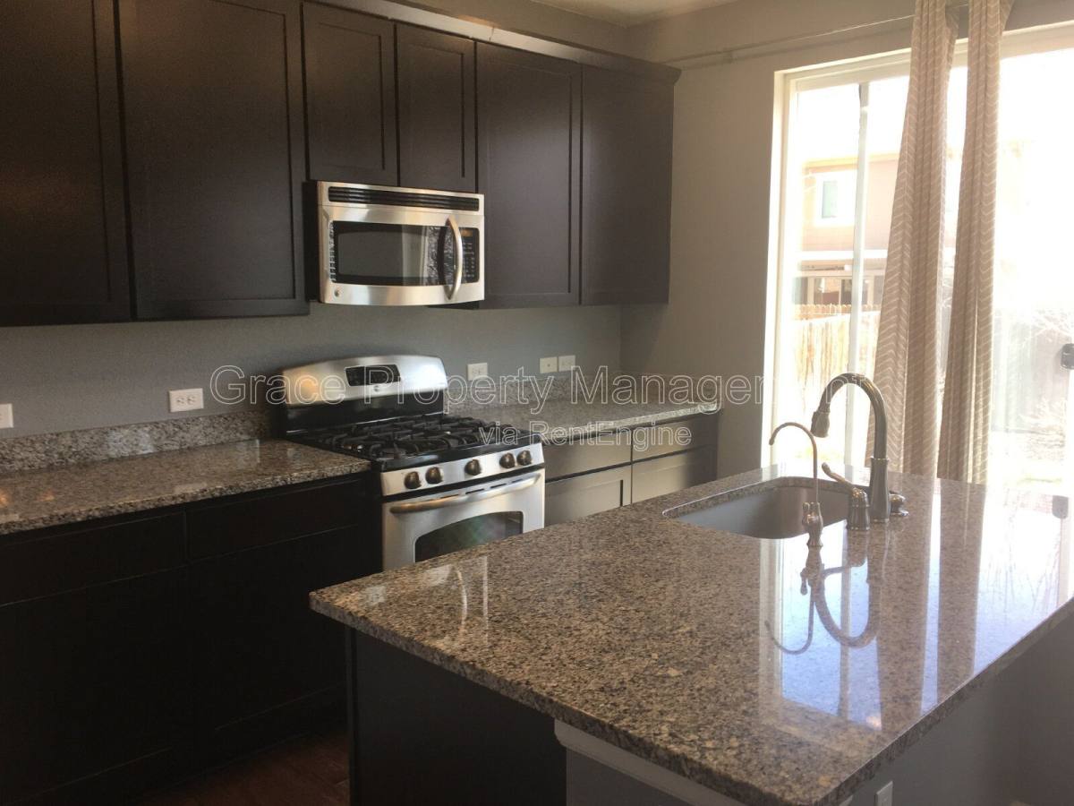 House for rent at 9760 Memphis St, Commerce City, CO 80022