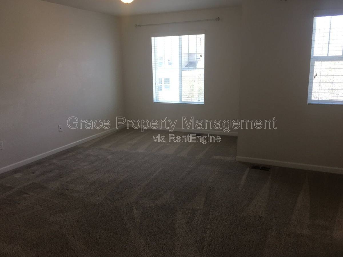 House for rent at 9760 Memphis St, Commerce City, CO 80022