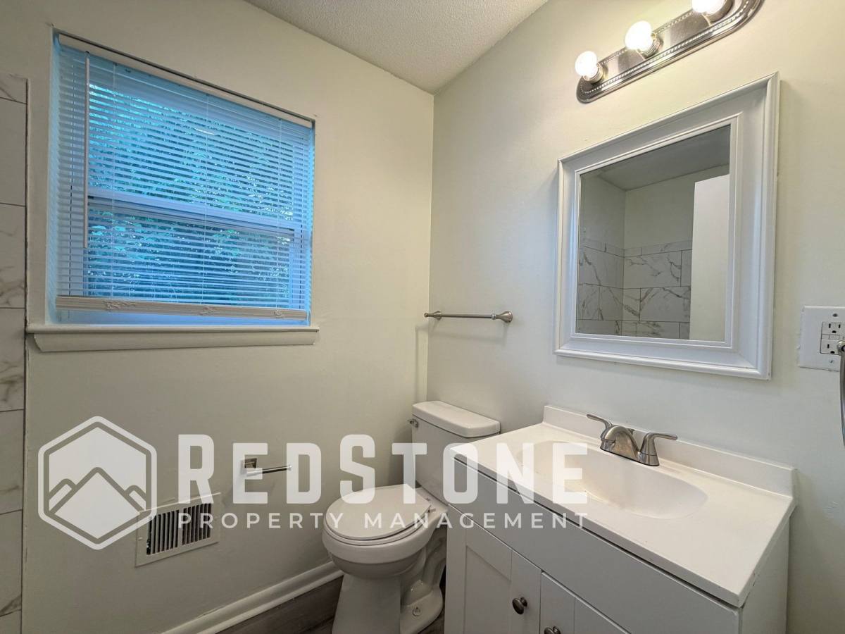 Apartment for rent at 1507 Tucker St #A, Greensboro, NC 27405
