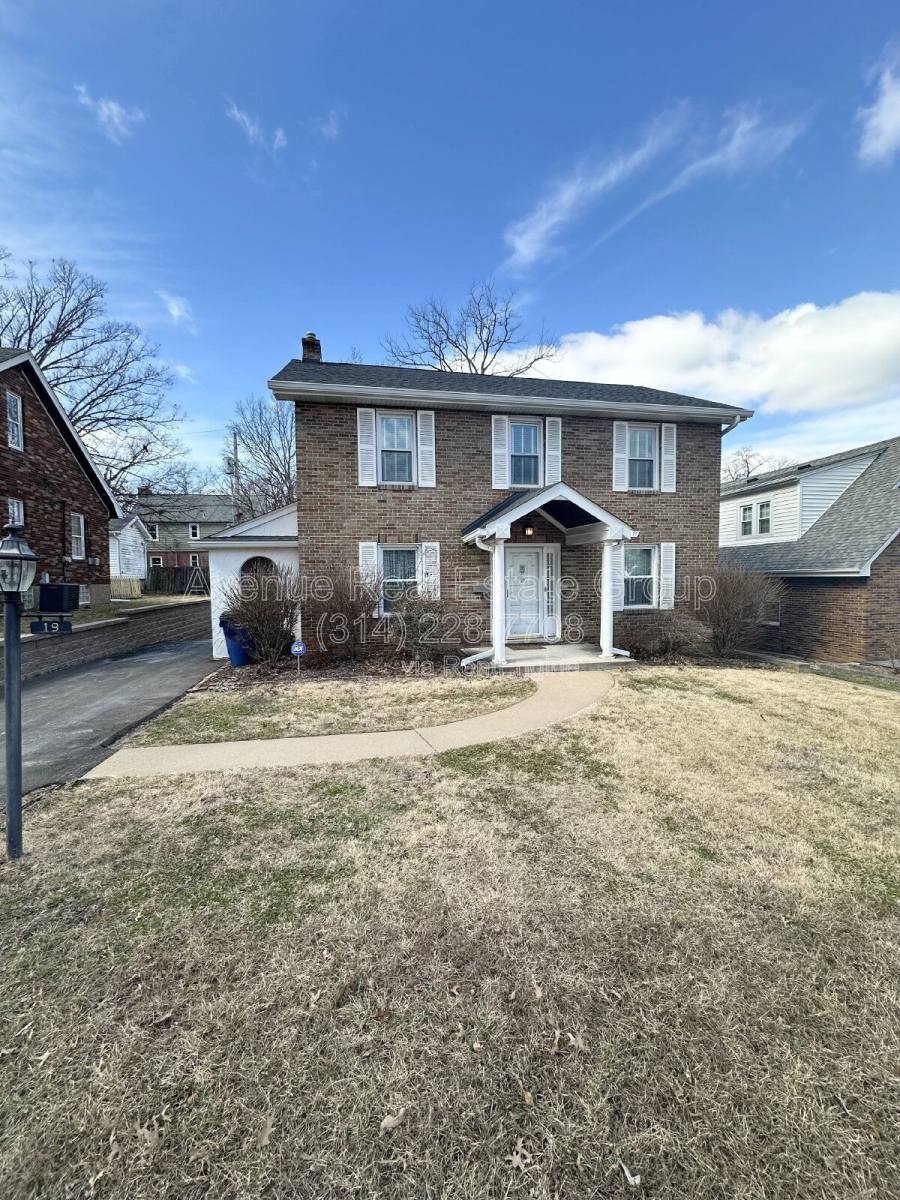 House for rent at 19 Hardith Hill Court, Saint Louis, MO 63119