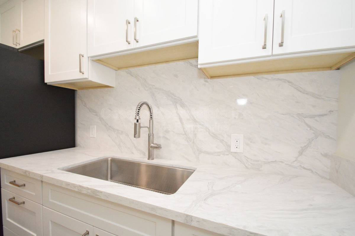 Condo for rent at 338 Elm Ave #2, Long Beach, CA 90802