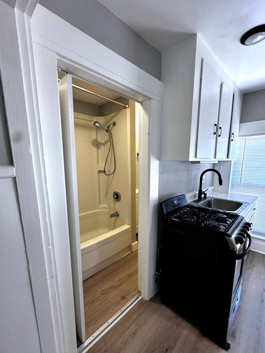 Apartment for rent at 320 Lowell St #3, Manchester, NH 03104