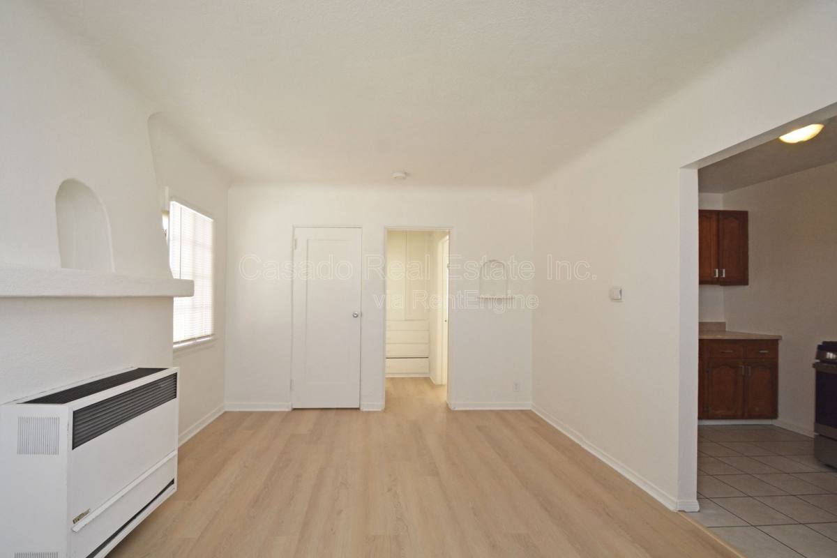 Apartment for rent at 2300 E Spaulding St #2304 A, Long Beach, CA 90804