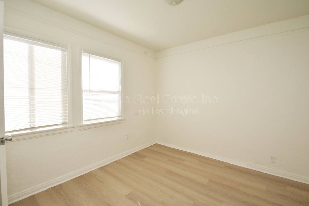 Apartment for rent at 2300 E Spaulding St #2304 A, Long Beach, CA 90804