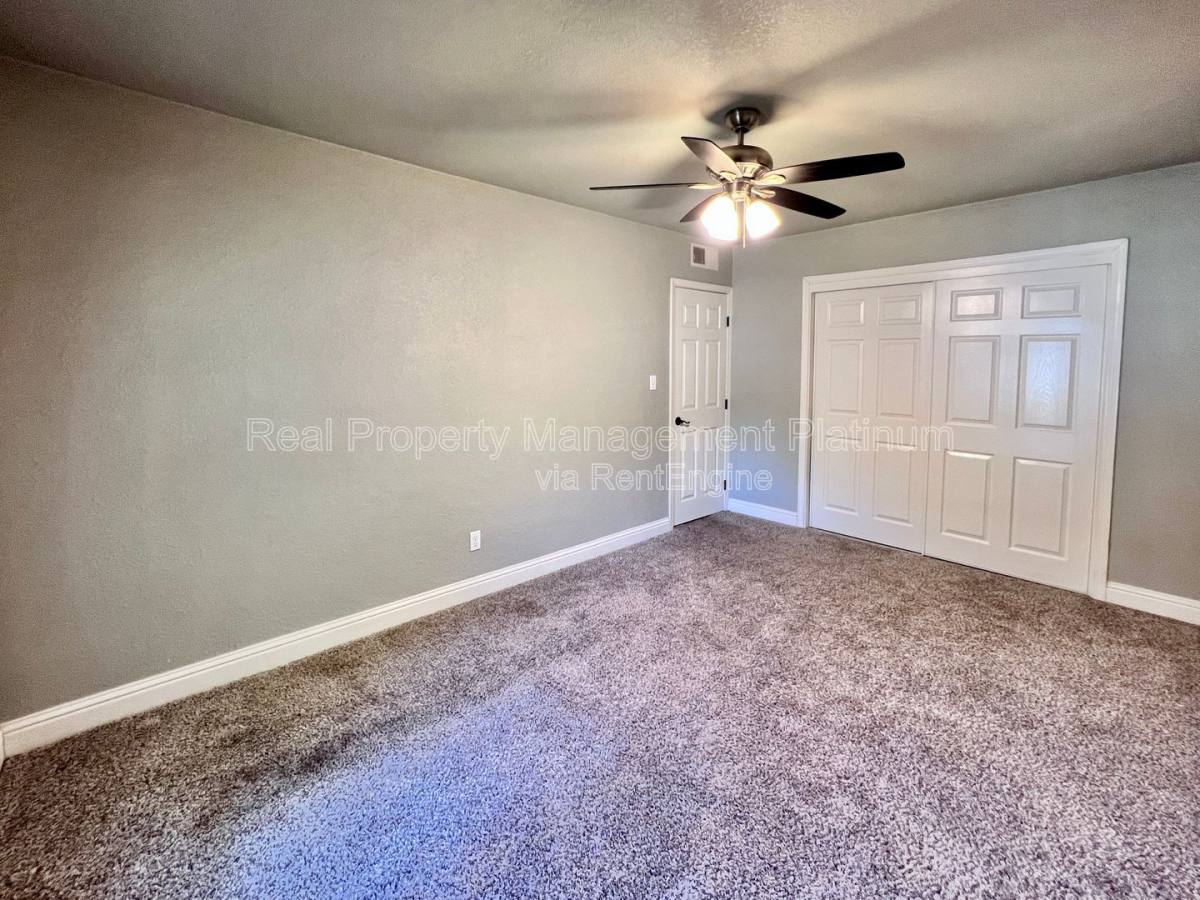 House for rent at 645 W Andrews Ave, Fresno, CA 93705