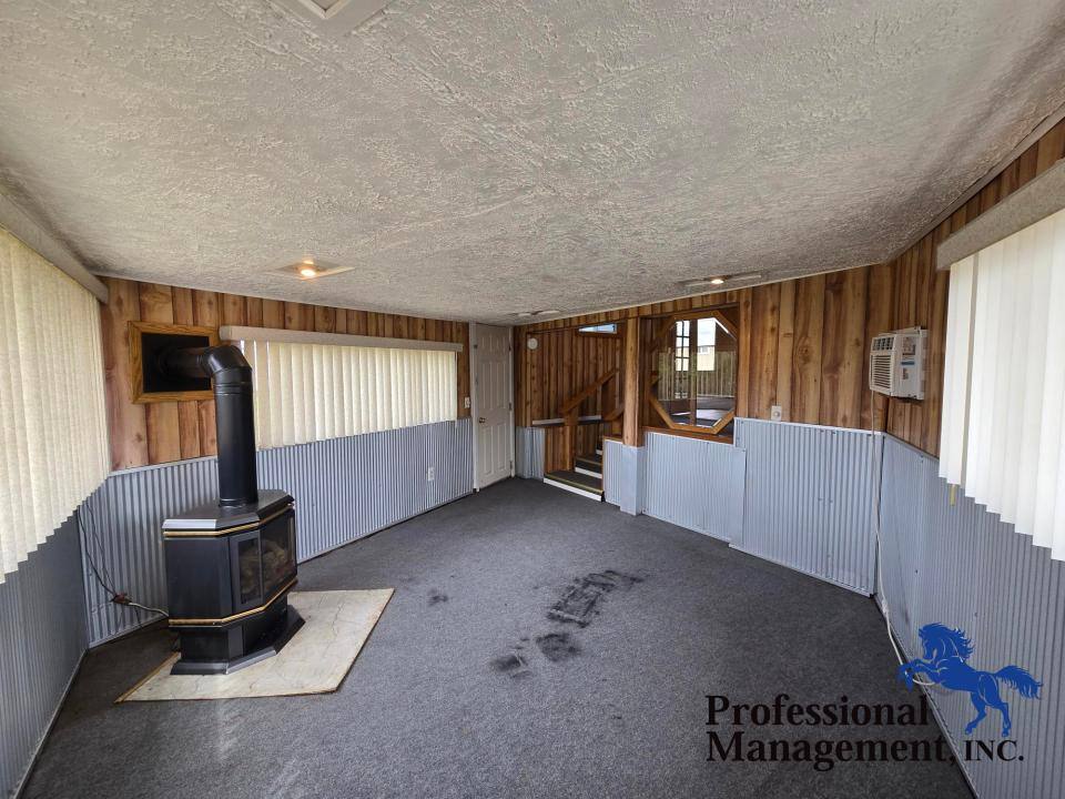 House for rent at 922 Yellowstone River Rd #D9, Billings, MT 59105