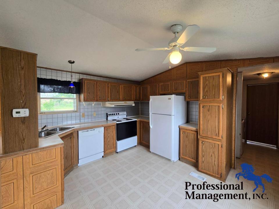 House for rent at 922 Yellowstone River Rd #D9, Billings, MT 59105
