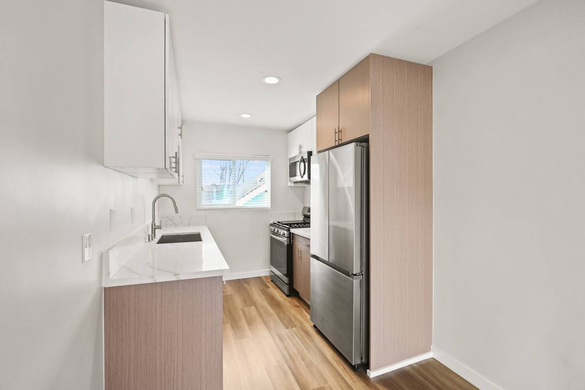 Apartment for rent at 1358 W 36th St #4, Los Angeles, CA 90007