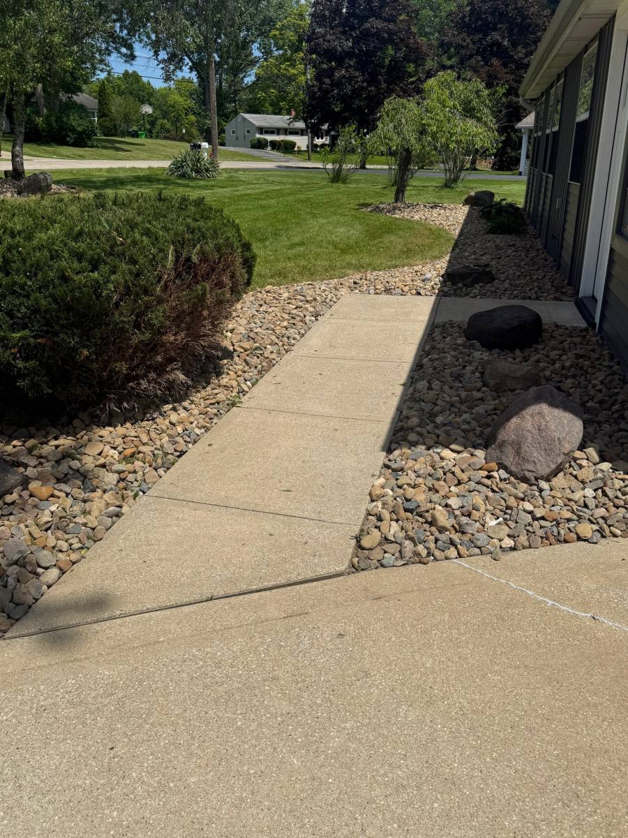 House for rent at 7748 Crestwood Lane, Northfield, OH 44067