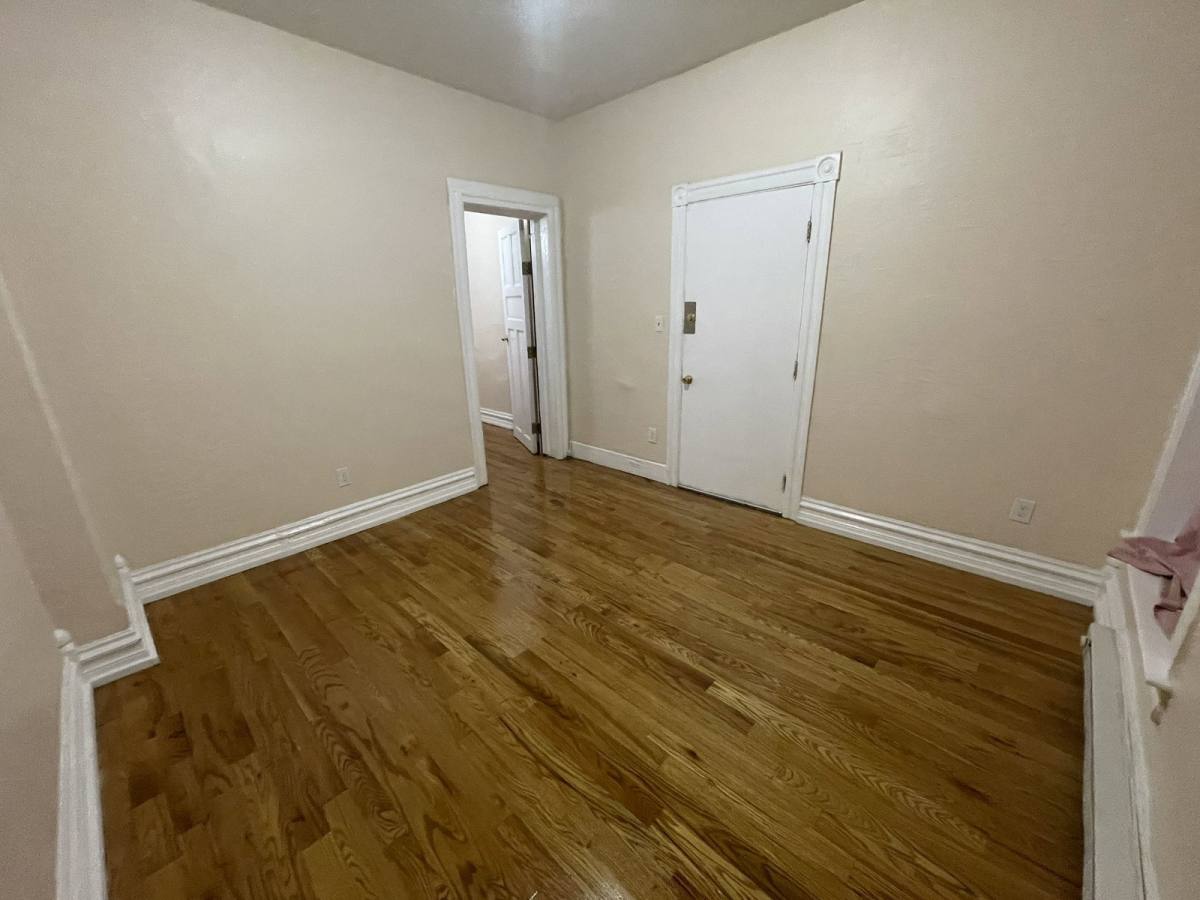 Apartment for rent at 706 N 6th St #1, Allentown, PA 18102
