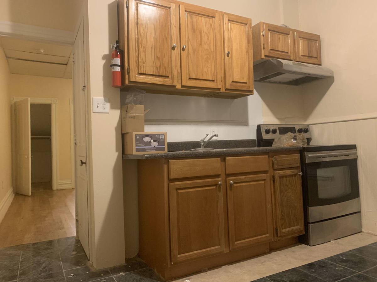 Apartment for rent at 706 N 6th St #1, Allentown, PA 18102