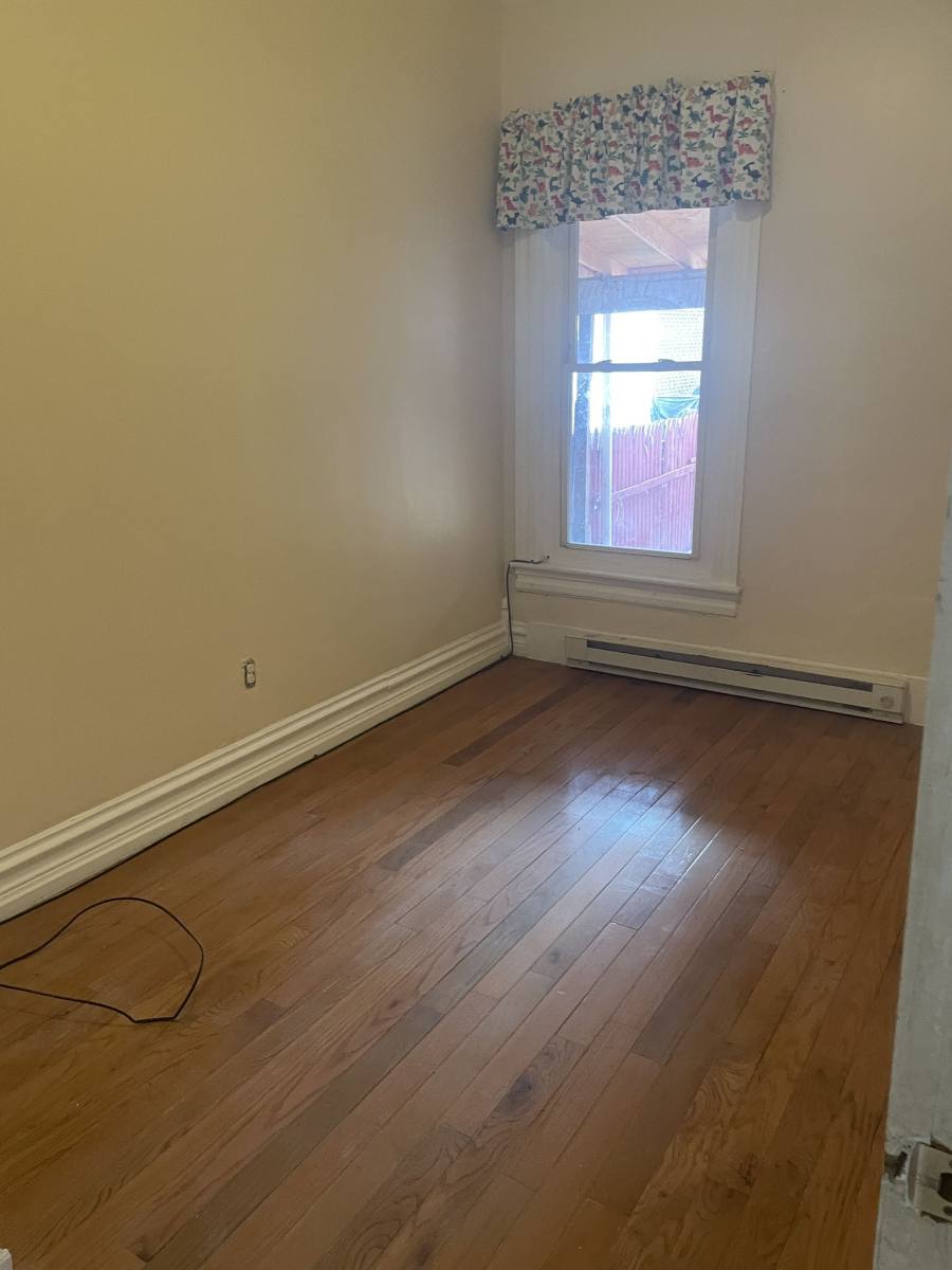 Apartment for rent at 706 N 6th St #1, Allentown, PA 18102