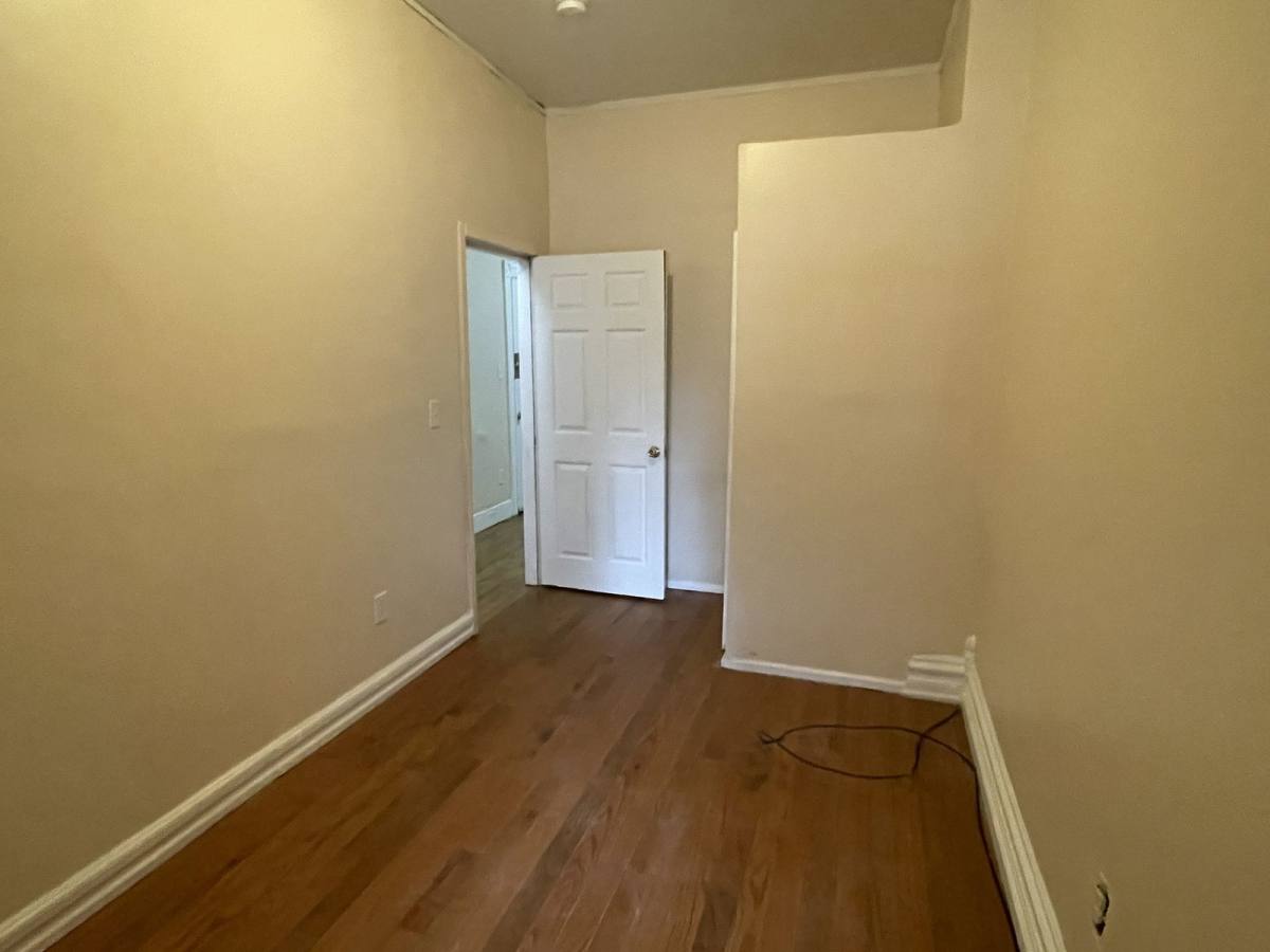 Apartment for rent at 706 N 6th St #1, Allentown, PA 18102