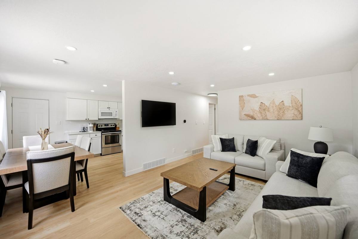 Apartment for rent at 414 Dayton St, Aurora, CO 80010