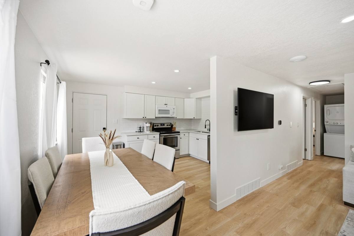 Apartment for rent at 414 Dayton St, Aurora, CO 80010