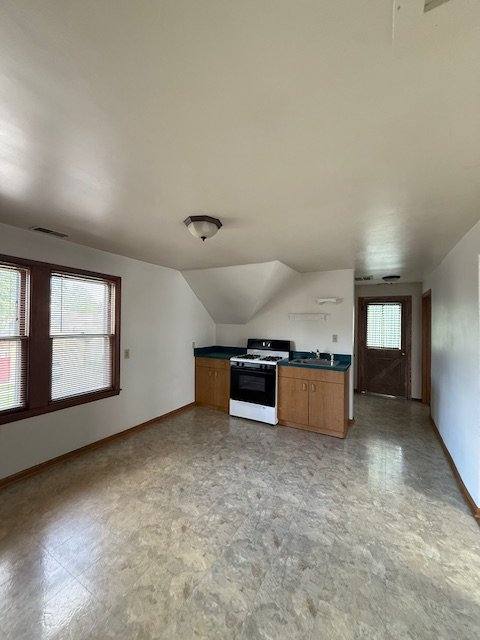 Apartment for rent at 705 Rugby St, Oshkosh, WI 54902