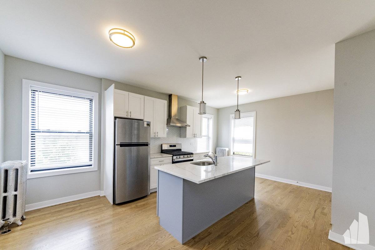 Apartment for rent at 3927 N Keeler Ave #2, Chicago, IL 60641