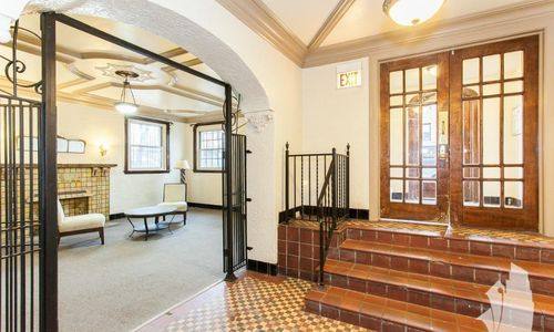 Apartment for rent at 2536 N Sawyer Ave #306, Chicago, IL 60647