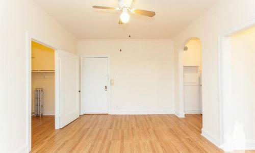 Apartment for rent at 2536 N Sawyer Ave #306, Chicago, IL 60647