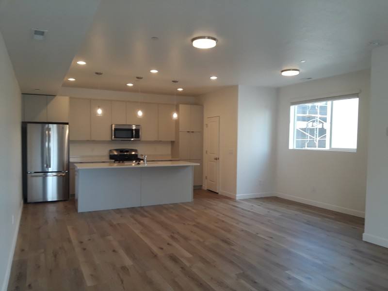 Townhouse for rent at 3371 S Orchard Dr, Bountiful, UT 84010