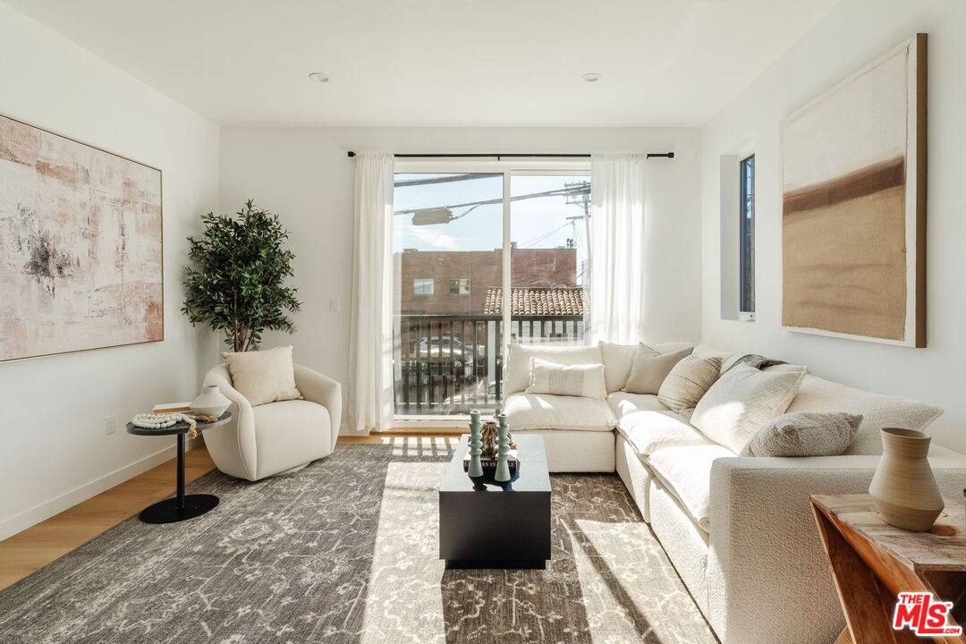 Townhouse for rent at 6765 Lexington Ave #A, Los Angeles, CA 90038